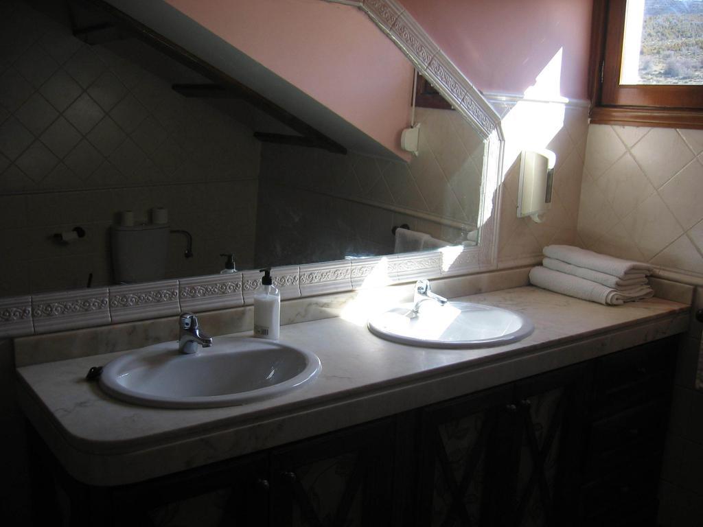 Apartamentos El Pajar Del Abuelo Peralejos de las Truchas Zimmer foto